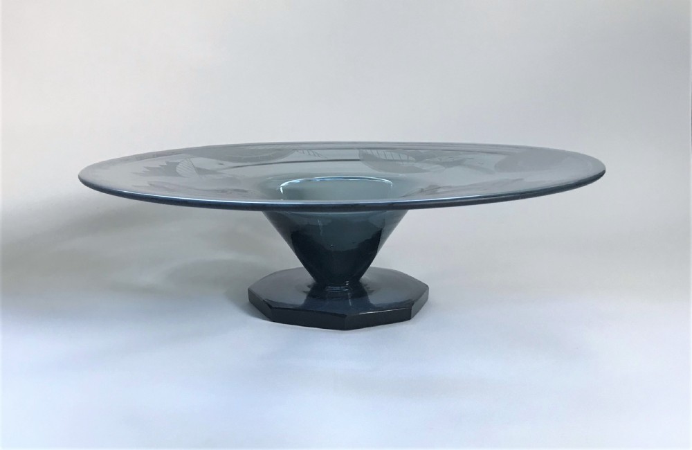 A striking  and stylish Art Deco footed bowl View II