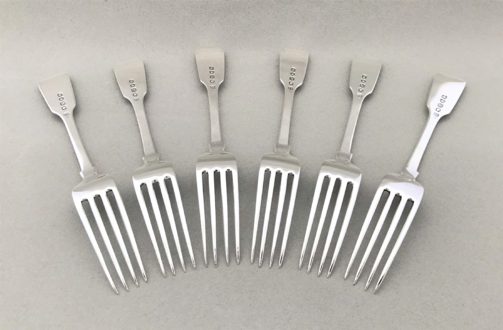 A fine set of 6 Victorian silver dessert forks View II