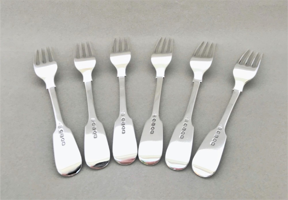 A fine set of 6 Victorian silver dessert forks View III