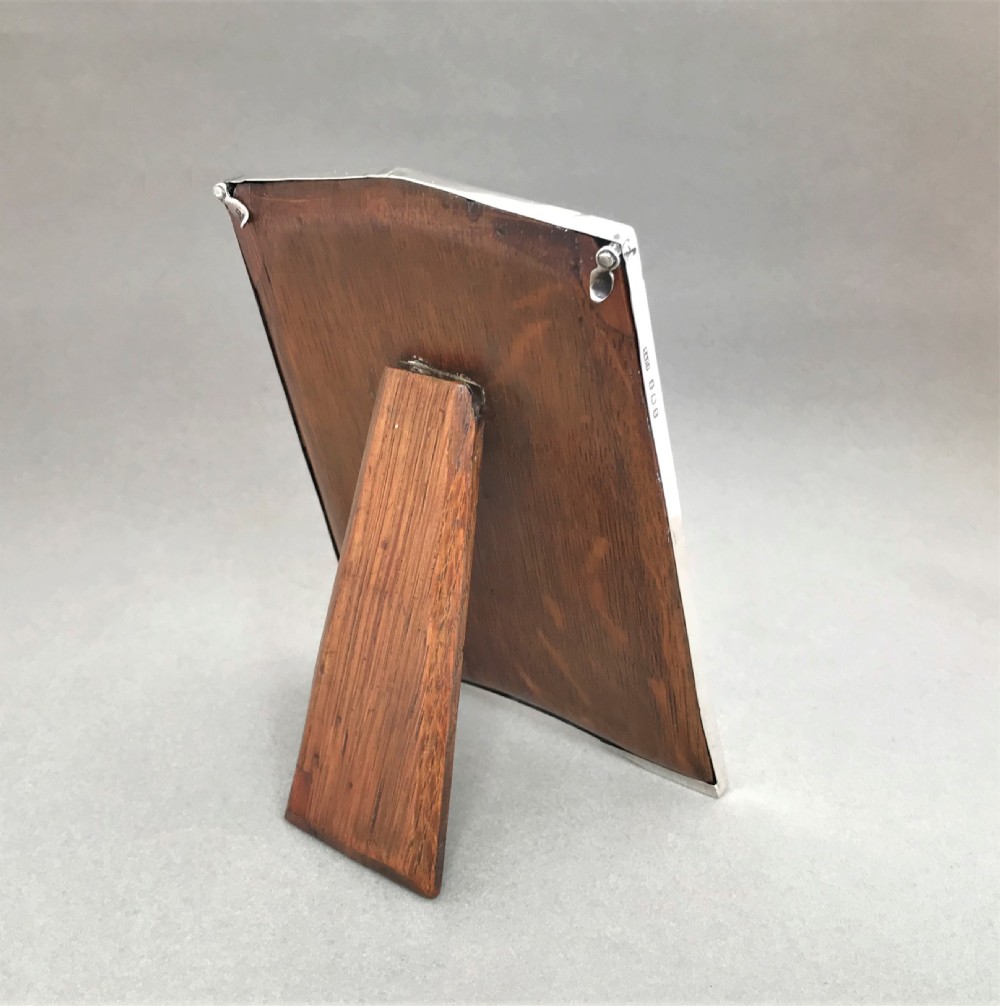 A stylish engine turned silver photo frame View II