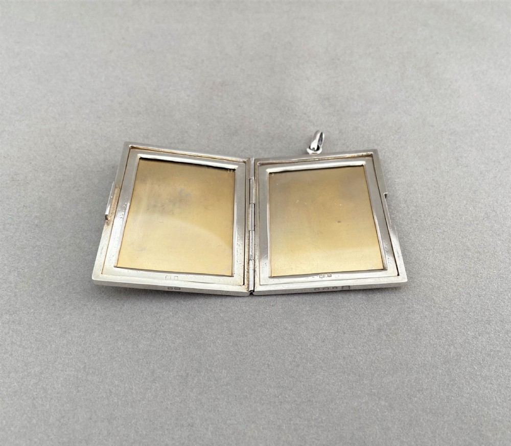 A superb quality First World War travelling silver 'sweetheart' frame View VI