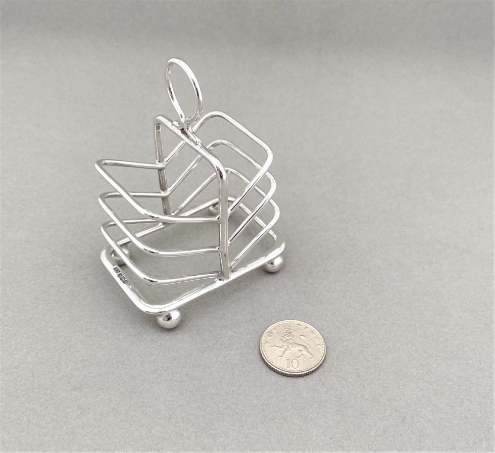 A lovely novelty silver breakfast tray toast rack View VII