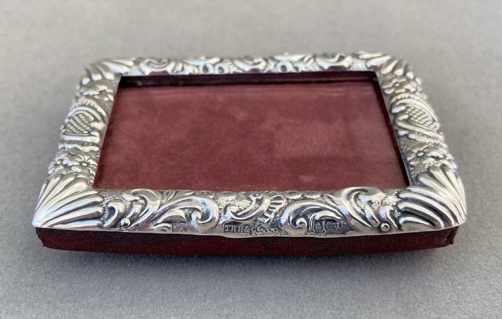A stylish & small Victorian silver photo frame View V