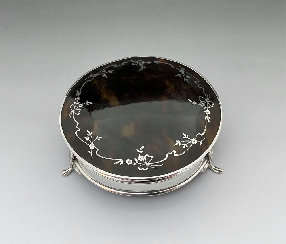 A gorgeous silver & tortoiseshell trinket box