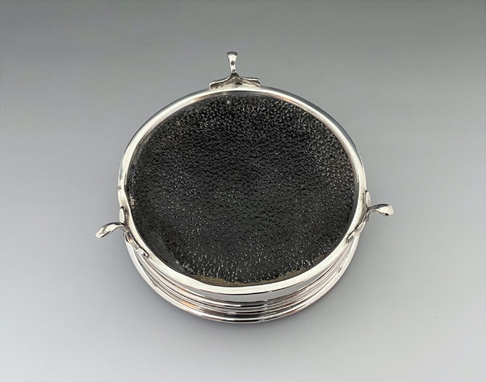 A gorgeous silver & tortoiseshell trinket box View VI