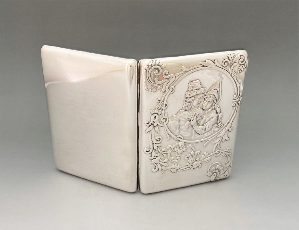 A quality Imperial Russian silver gilt cigarette case View V