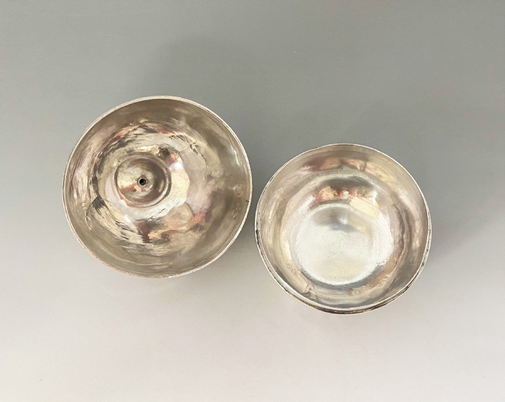 A fabulous Edwardian novelty silver string box View IV