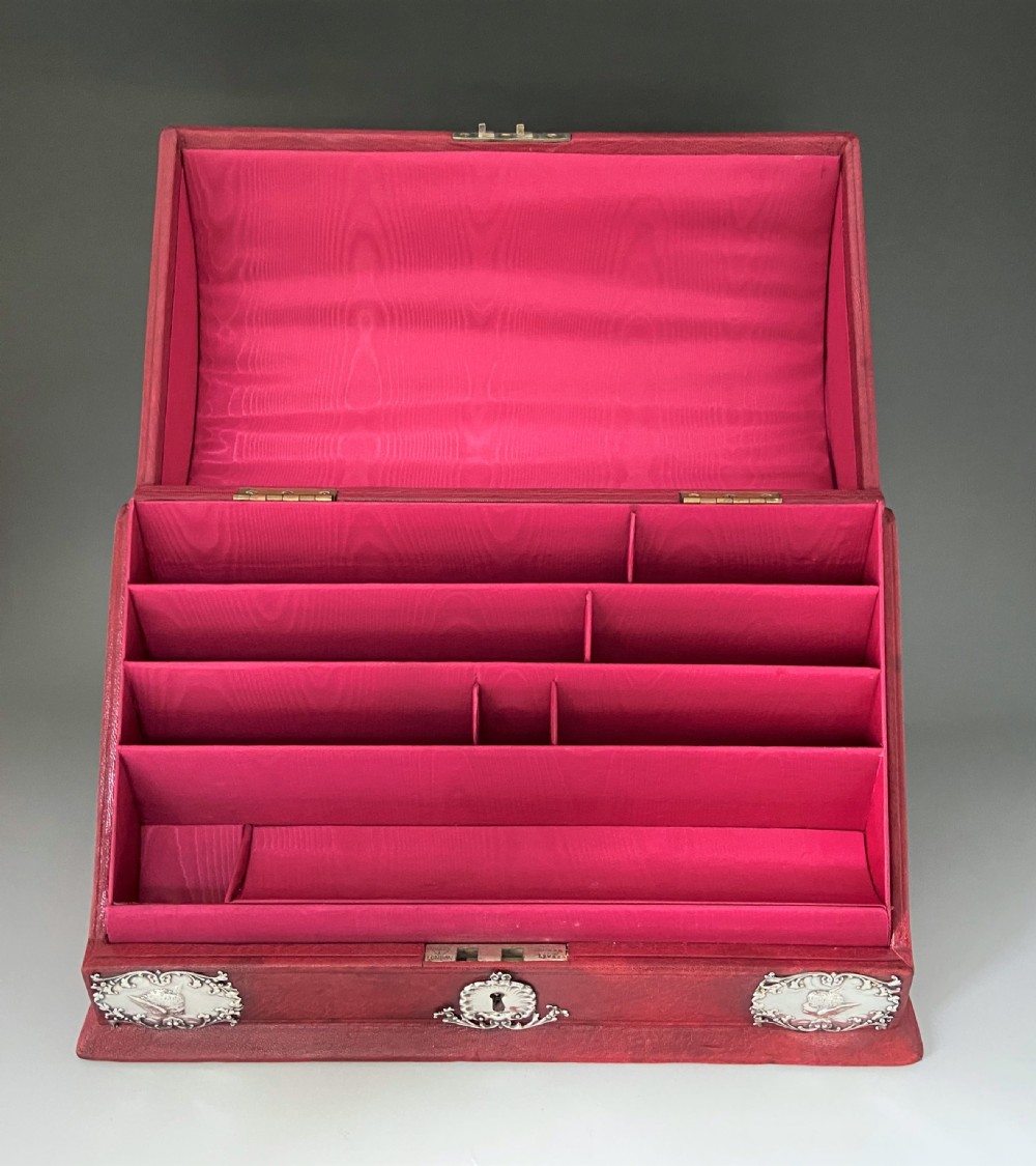 An outstanding William Comyns silver mounted stationary box View IV