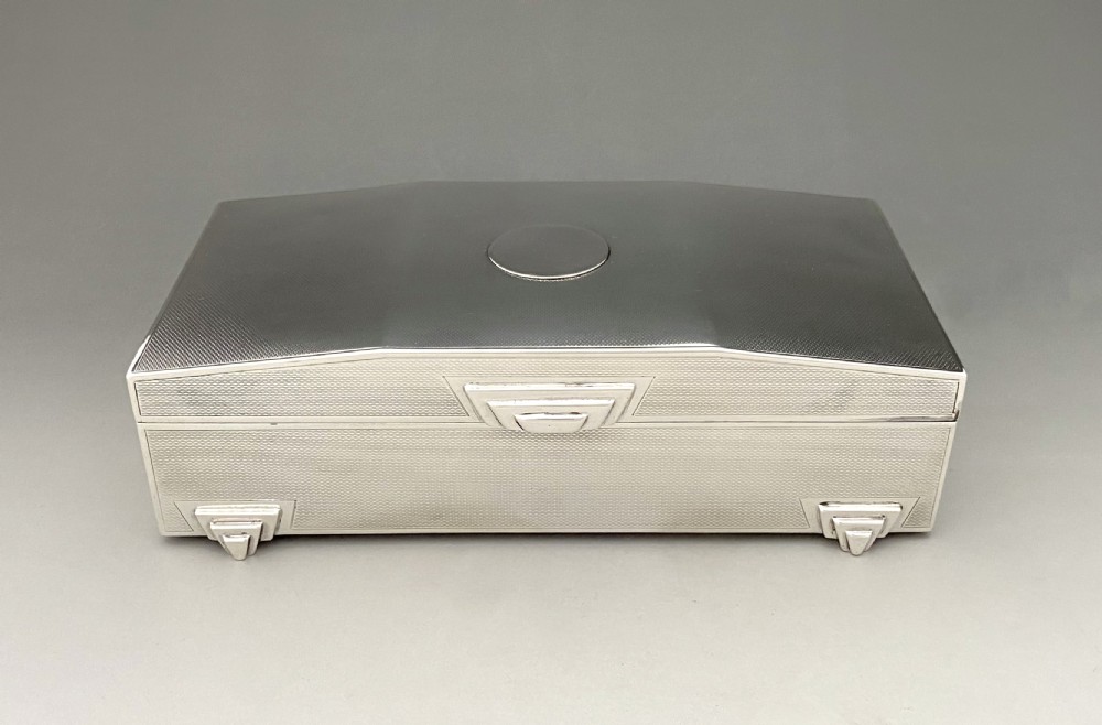 A fabulous Art Deco silver cigarette box View II