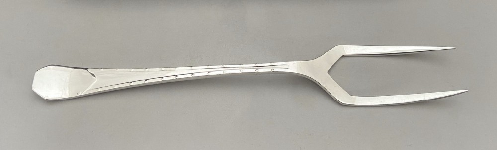 An excellent boxed set of six silver cake forks & serving fork View III