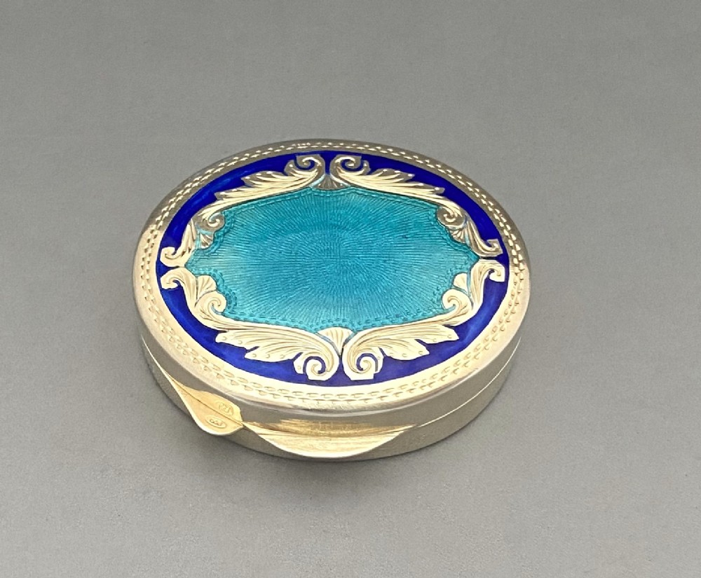 An exquisite Italian silver gilt & enamel pill box