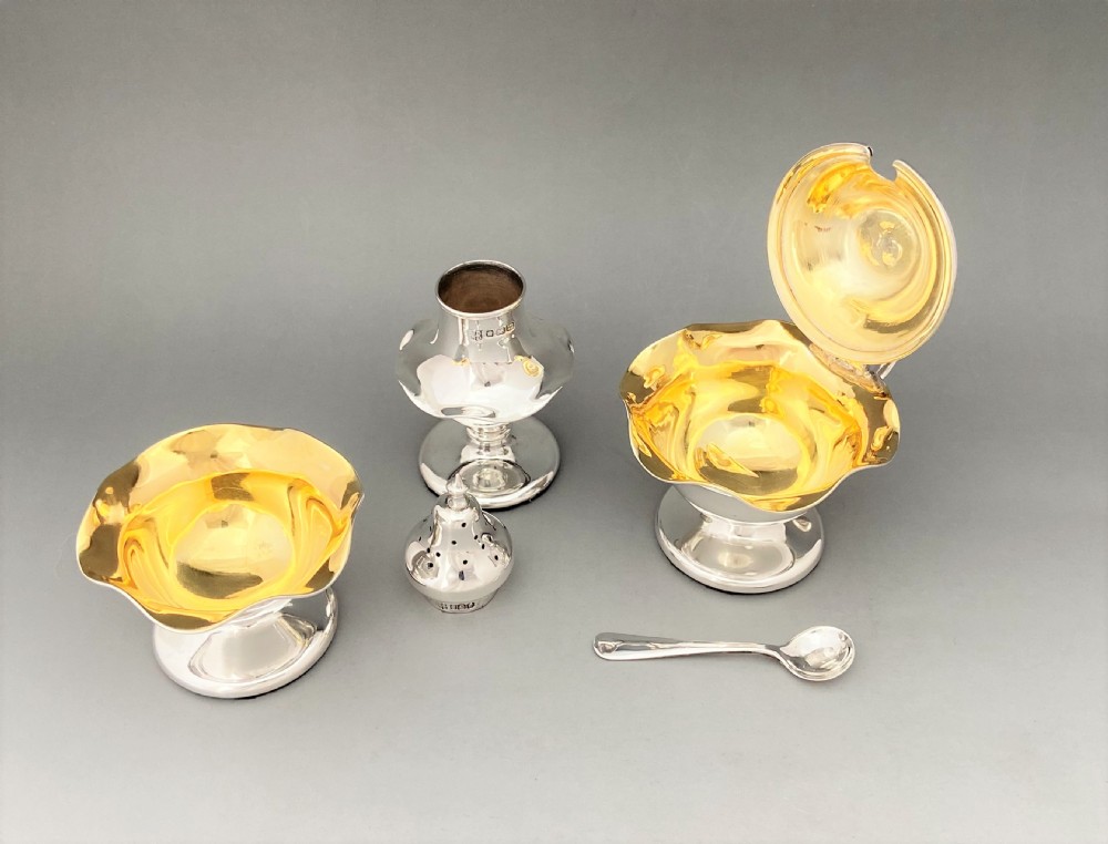 A gorgeous Edwardian three piece silver cruet View IV