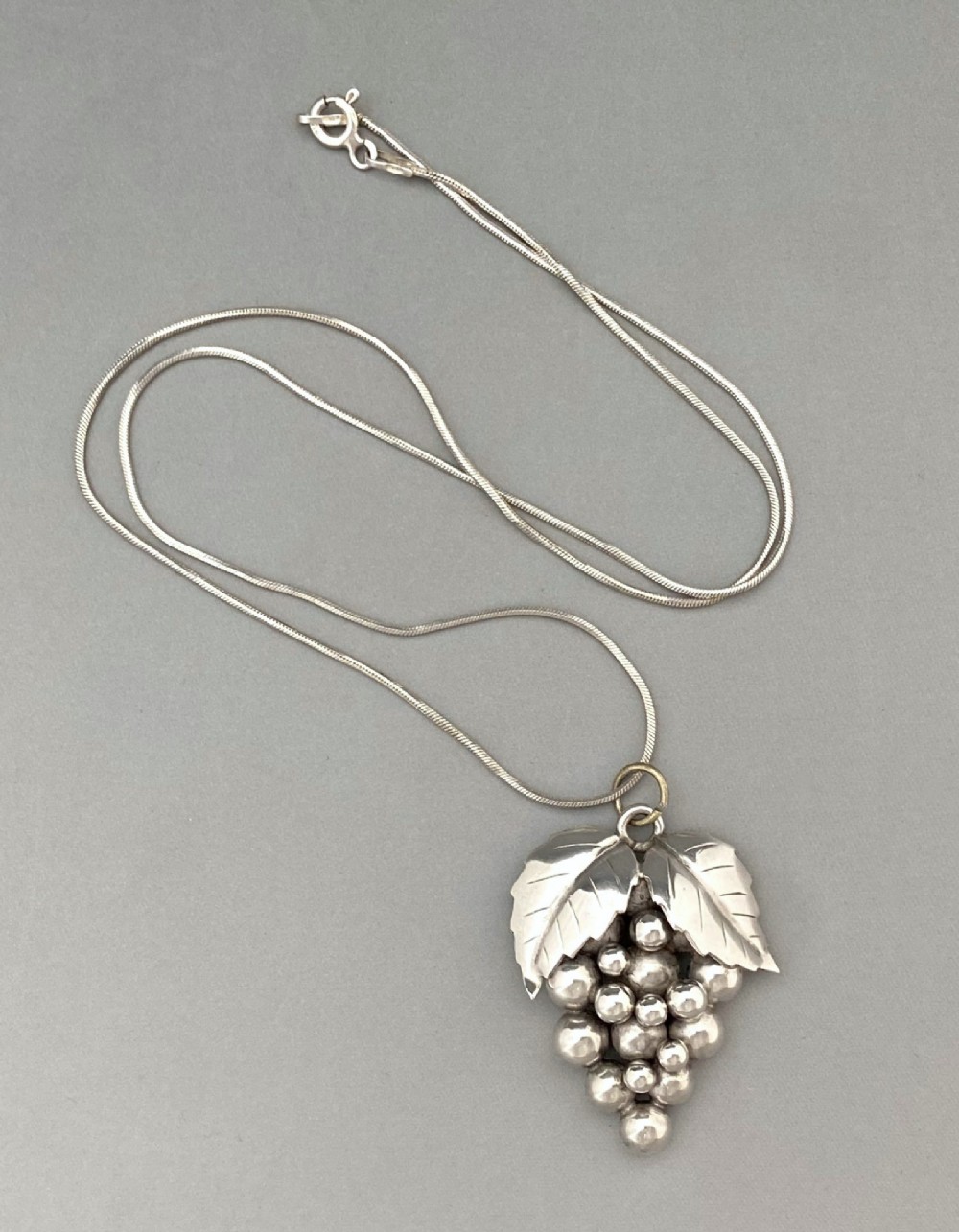 An attractive mid century Danish silver pendant & necklace