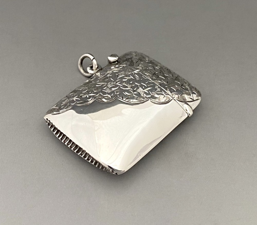 An appealing Edwardian Silver Vesta