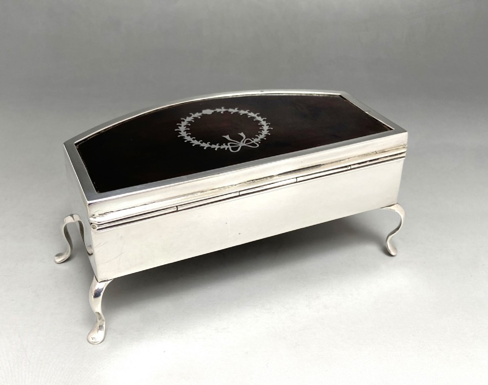 A gorgeous silver & tortoiseshell jewel/ trinket box View II