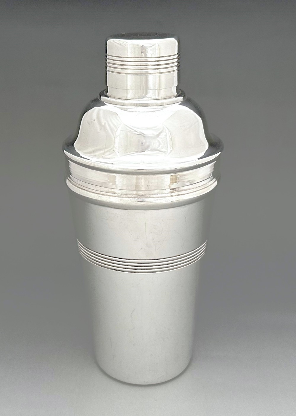 A stylish Art Deco silver plated cocktail shaker