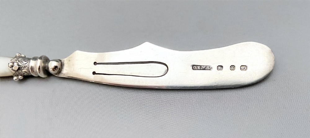 A rare novelty Victorian silver 'butter knife' bookmark View III