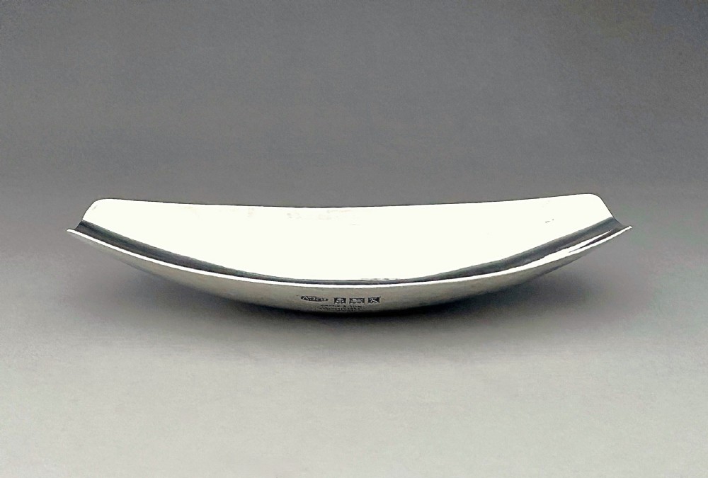 A modernist silver trinket dish by A.E Jones View II