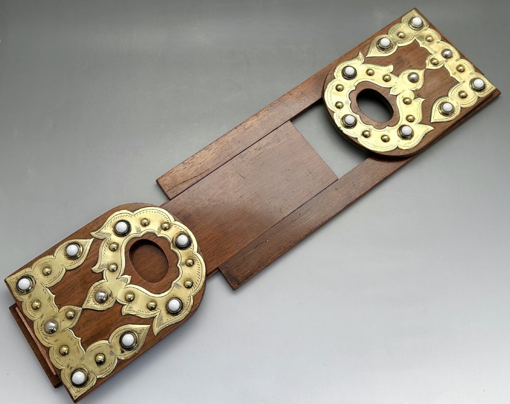 An excellent mid Victorian Walnut & Brass Extending Book Slide View IV