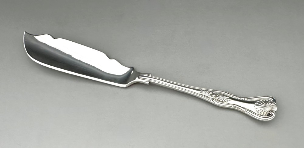 A useful silver Kings pattern butter knife