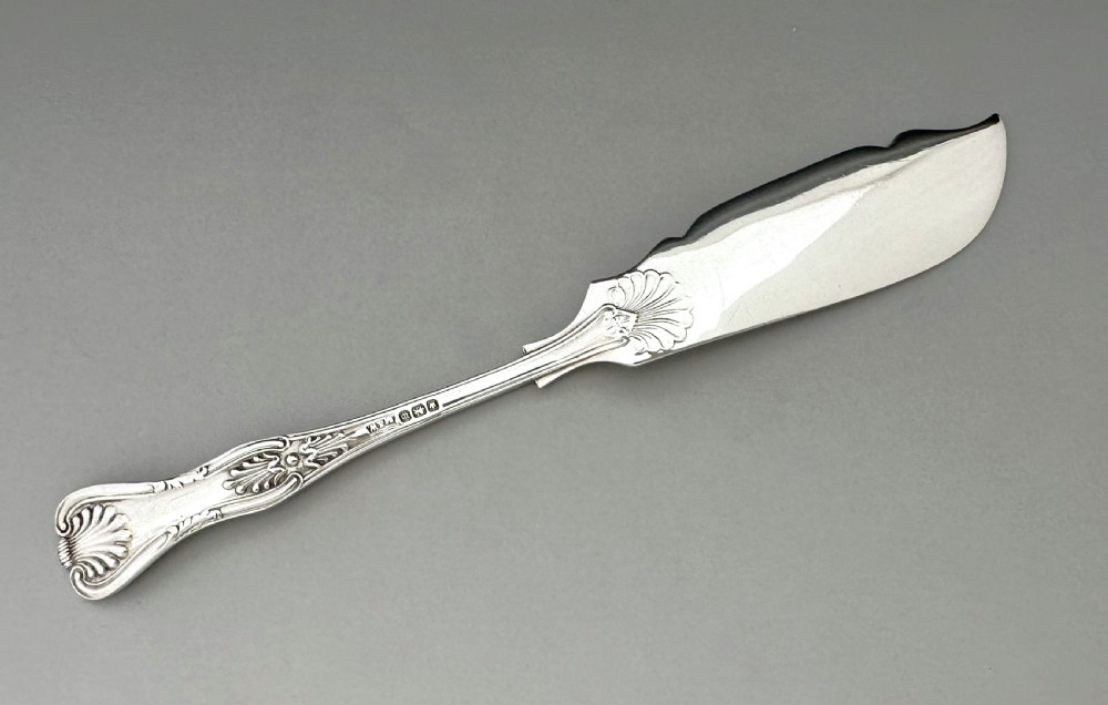 A useful silver Kings pattern butter knife View III