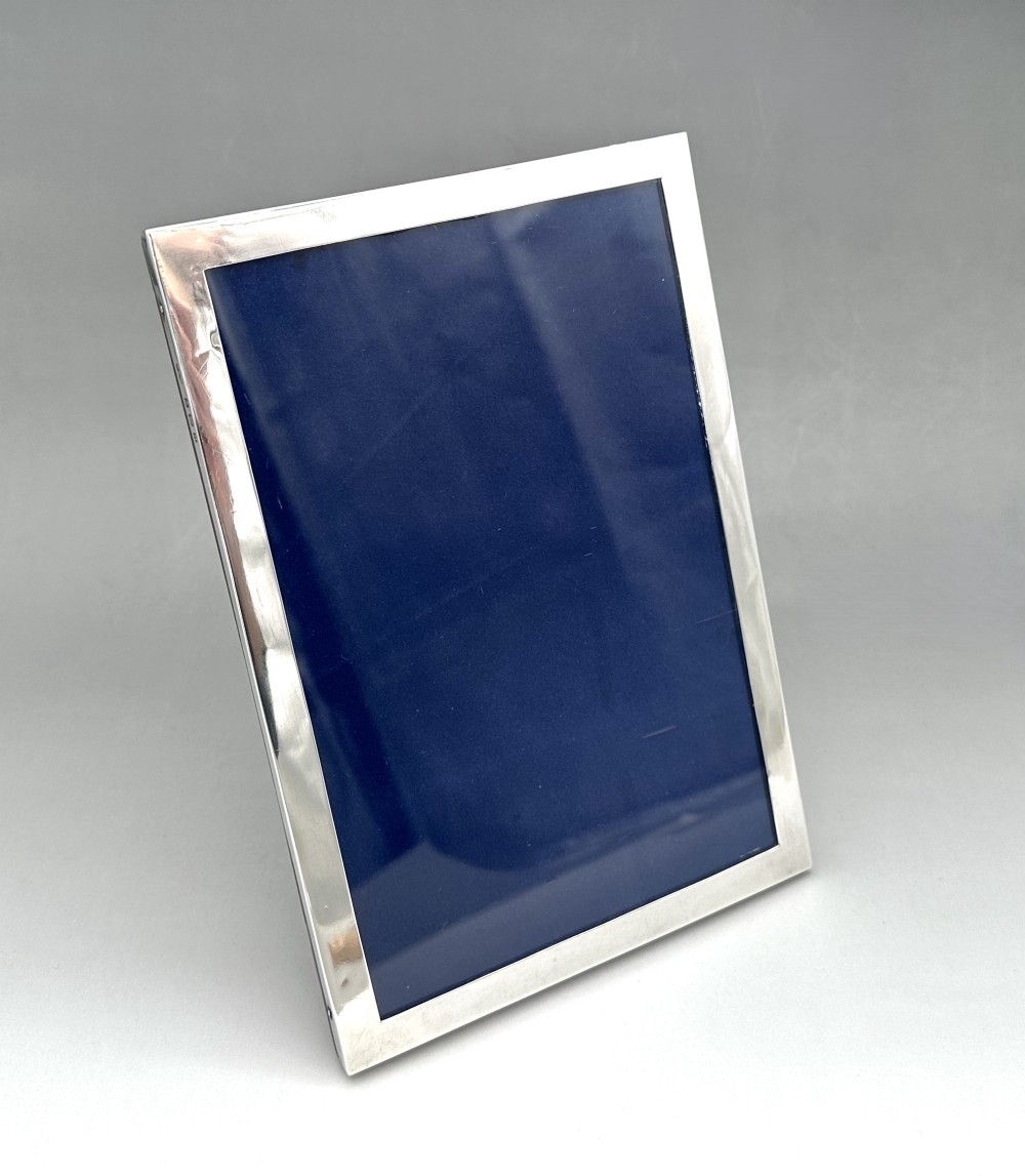 A handsome and practical silver photo frame