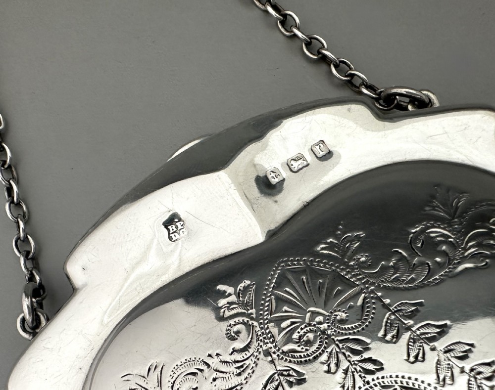 An attractive George V silver cocktail purse View IX
