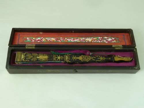 CHINESE EXPORT HAND FAN MANDERIN THOUSAND FACES BLACK LACQUER CANTON - ADDITIONAL PHOTO 5