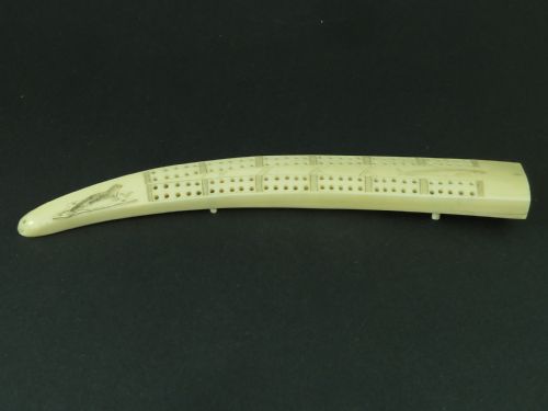 scrimshaw inuit crib board walrus tusk marine ivory eskimo - CATEGORY: ANTIQUE MISCELLANEOUS - DATED 1900