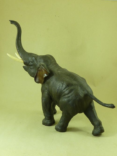 ANTIQUE JAPANESE MEIJI PERIOD BRONZE MODEL ELEPHANT FIGURE SIGNED - ADDITIONAL PHOTO 1