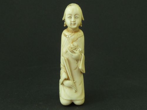chinese carved ivory walking stick handle kneeling figure antique - CATEGORY: ANTIQUE MISCELLANEOUS - DATED 1900
