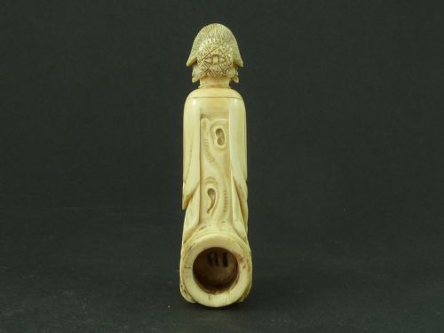 CHINESE CARVED IVORY WALKING STICK HANDLE KNEELING FIGURE ANTIQUE - ADDITIONAL PHOTO 2