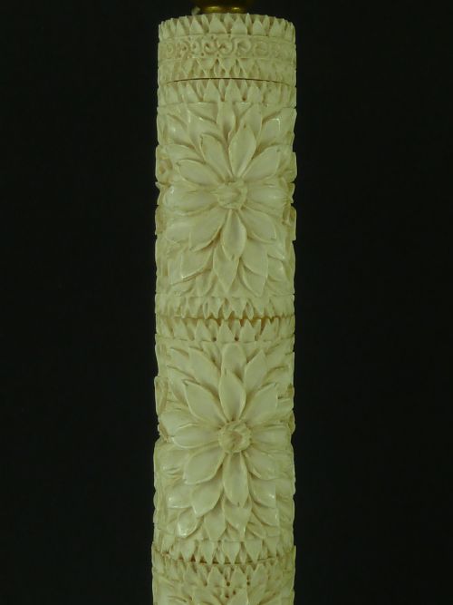 ANGLO INDIAN CARVED IVORY EBONY ELECTRIC TABLE LAMP - ADDITIONAL PHOTO 2