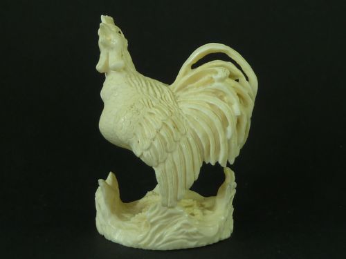 ANTIQUE CHINESE CARVED IVORY COCKEREL MODEL - ADDITIONAL PHOTO 3