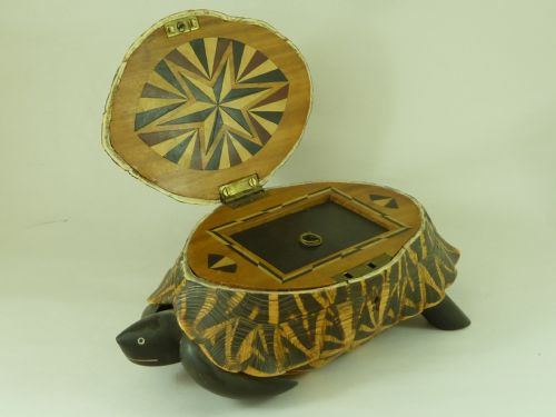 anglo indian star tortoise box inlaid ebony trinket jewellery taxidermy - CATEGORY: ANTIQUE BOXES - DATED 1920