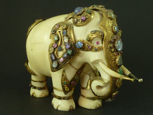 LARGE SRI LANKA CARVED IVORY JEWEL ENCRUSTED ELEPHANT ANTIQUE - ADDITIONAL PHOTO 1