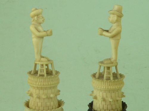 EARLY 19TH CENTURY EAST INDIA JOHN COMPANY IVORY CHESS ROOKS - ADDITIONAL PHOTO 3