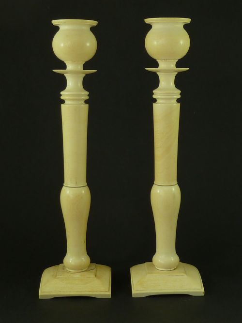 large 30cm pair of anglo indian ivory candlesticks circa 1900 - CATEGORY: ANTIQUE LIGHTING - DATED 1900