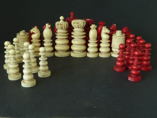 antique carved ivory chess set anglo indian red stained - CATEGORY: ANTIQUE MISCELLANEOUS - DATED 1850
