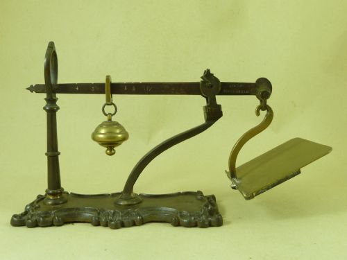 steelyard postal scales letter balance brass rococo spsons - CATEGORY: ANTIQUE METAL - DATED 19TH CENTURY