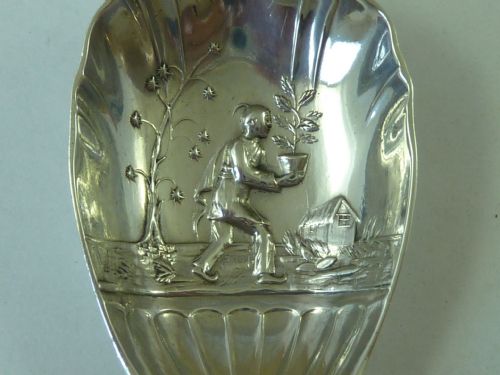 TEA PLANTER CADDY SPOON SHEFFIELD 1921 THOMAS BRADBURY SON - ADDITIONAL PHOTO 1