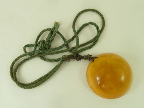 large 38g chinese amber necklace pendant choker silk art deco vintage chinese - CATEGORY: ANTIQUE JEWELLERY - DATED 1920