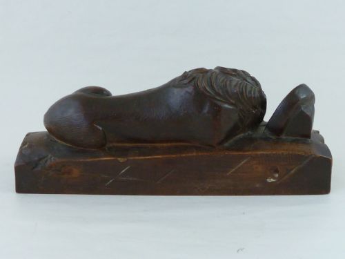 SWISS BLACK FOREST LION OF LUCERNE WALNUT CARVING GRAND TOUR SOUVENIR - ADDITIONAL PHOTO 3