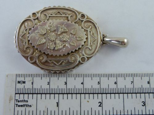 LARGE VICTORIAN LOCKET HALLMARKED SILVER PENDANT PHOTO SOLID STERLING - ADDITIONAL PHOTO 4