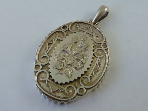 LARGE VICTORIAN LOCKET HALLMARKED SILVER PENDANT PHOTO SOLID STERLING - ADDITIONAL PHOTO 6