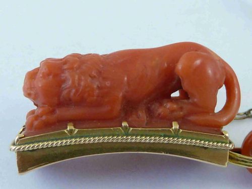 REGENCY CARVED RED CORAL PROWLING LION BRACELET GOLD MOUNTED - ADDITIONAL PHOTO 4