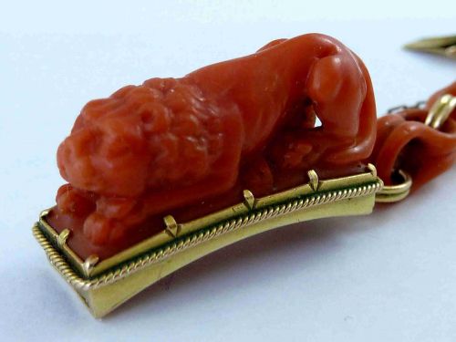 REGENCY CARVED RED CORAL PROWLING LION BRACELET GOLD MOUNTED - ADDITIONAL PHOTO 6