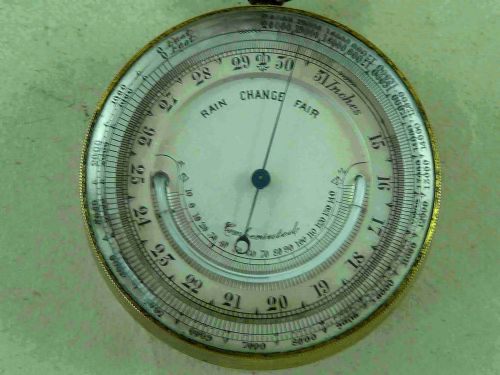 VICTORIAN POCKET COMBINATION ANEROID BAROMETER ALTIMETER THERMOMETER COMPENSATED GILT BRASS - ADDITIONAL PHOTO 3