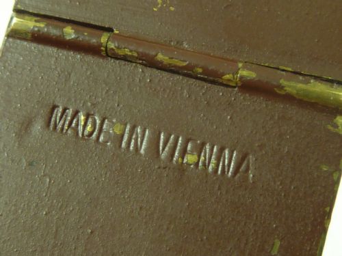 P H SUCHARD CHOCOLATE BAR VESTA CASE MATCH HOLDER BOX BRASS PAINTED FAUX - ADDITIONAL PHOTO 5