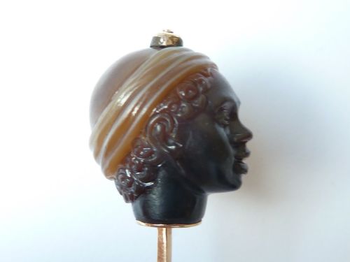 CARVED HARDSTONE BLACKAMOOR HEAD GOLD STICK STOCK PIN AGATE BROOCH - ADDITIONAL PHOTO 12